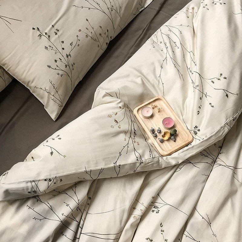 Eikei Modern Vintage Retro Mod Print Bedding Egyptian Cotton Duvet Cover Set Minimalist Chic Botanical Design Asian Zen Style Reversible Pattern in Full Queen or King Size (King, Neutral Tan) - Image 1
